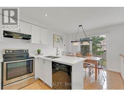 Family room - 1471 Pickwick Drive, Mississauga, ON L5V1V7 Photo 8