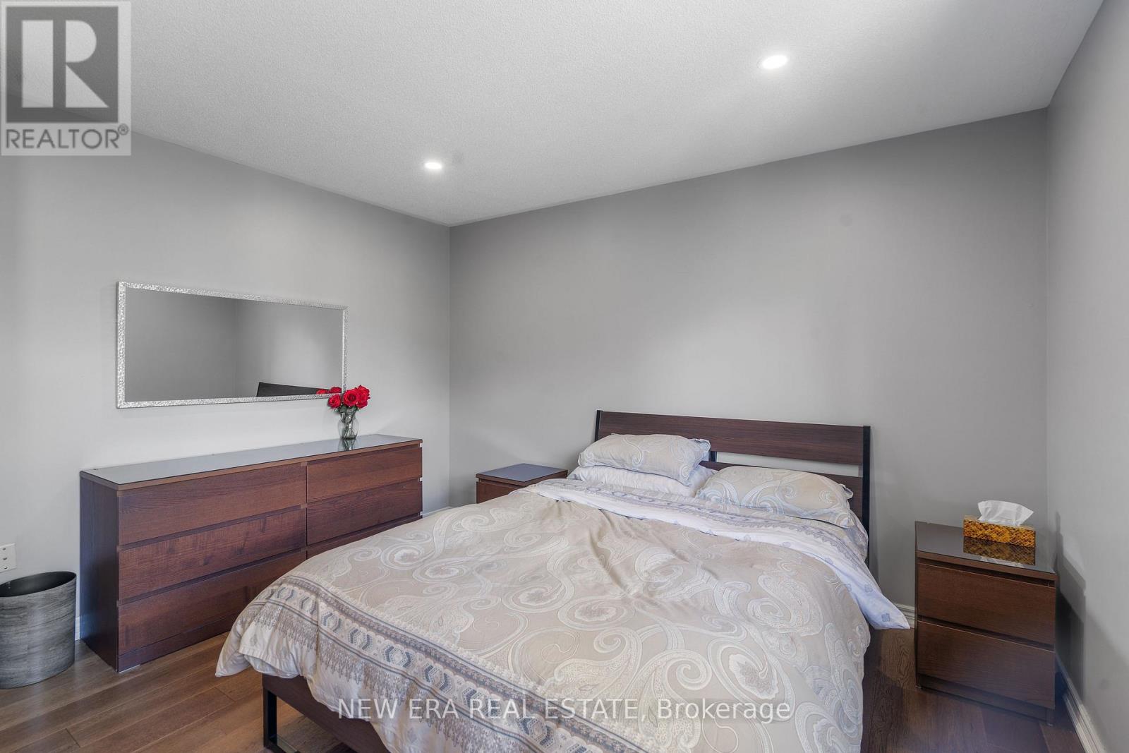 2855 DUNCAIRN DRIVE - 26