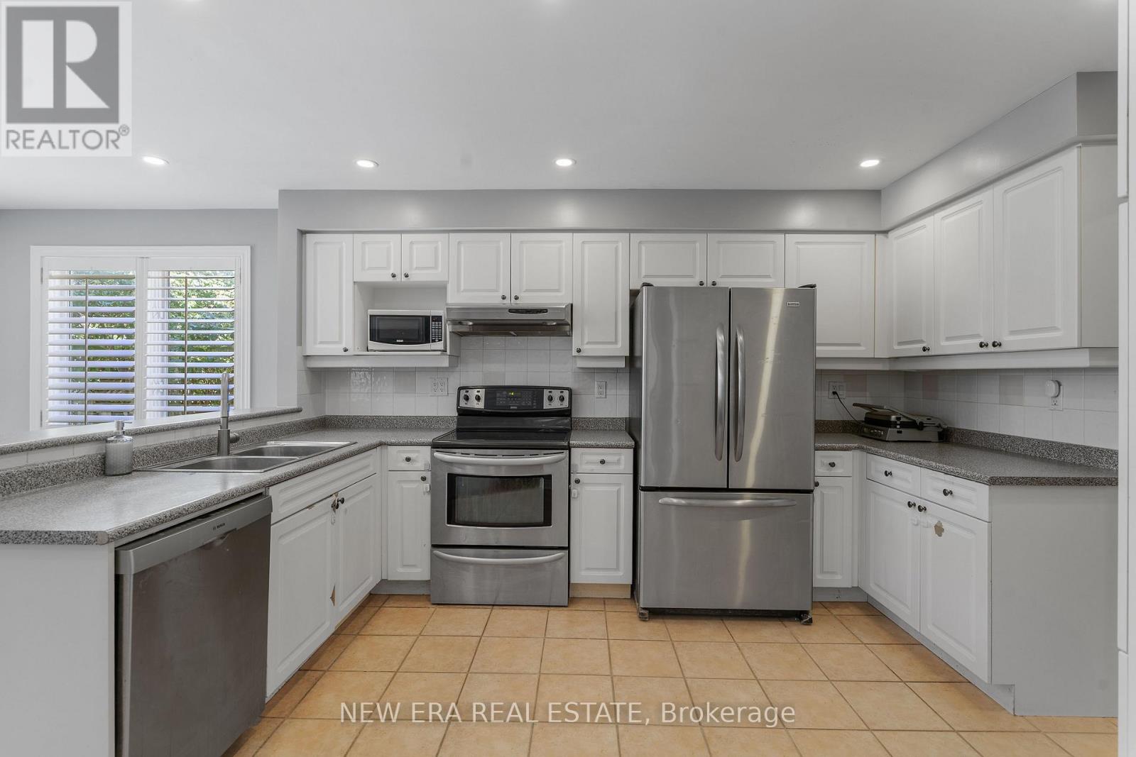 2855 DUNCAIRN DRIVE - 5