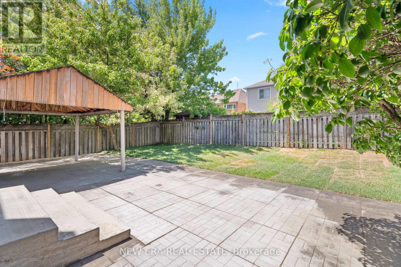 2855 DUNCAIRN DRIVE - 36