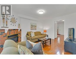 1471 Pickwick Drive, Mississauga, ON L5V1V7 Photo 12