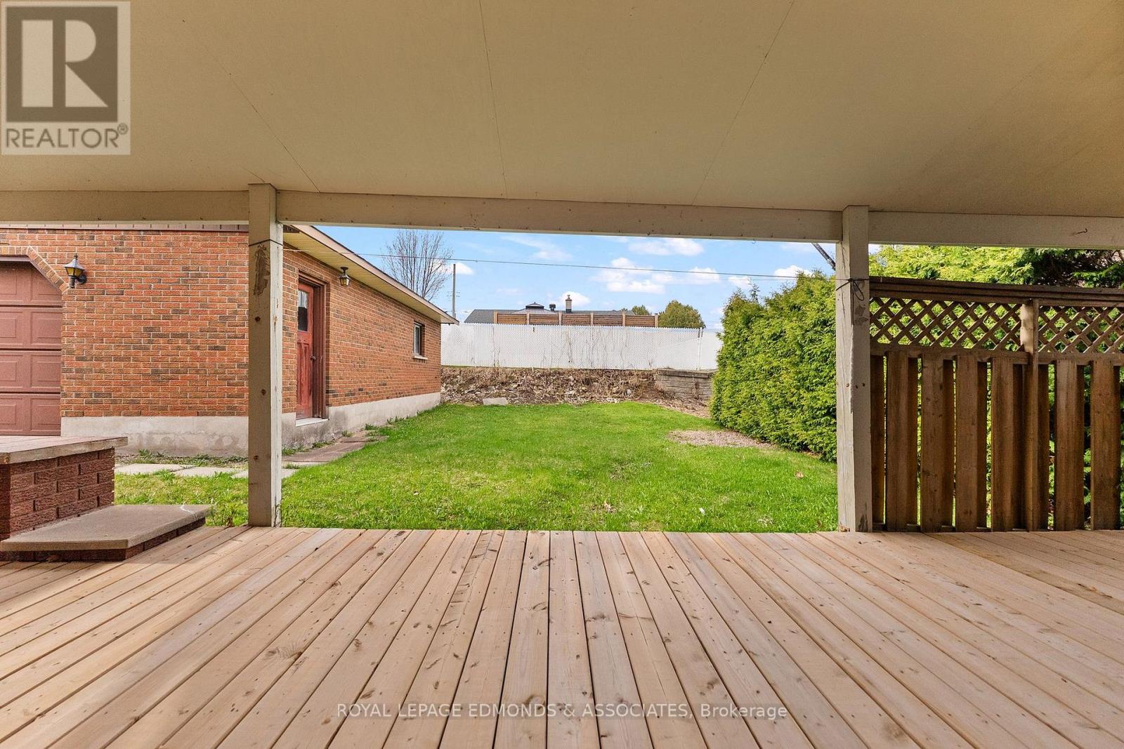 90 DEACON STREET - 34