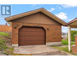 90 Deacon Street, Pembroke, ON K8A2J4 Photo 32