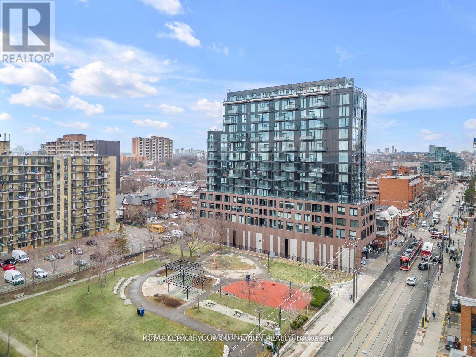 #1106 270 DUFFERIN STREET - 2