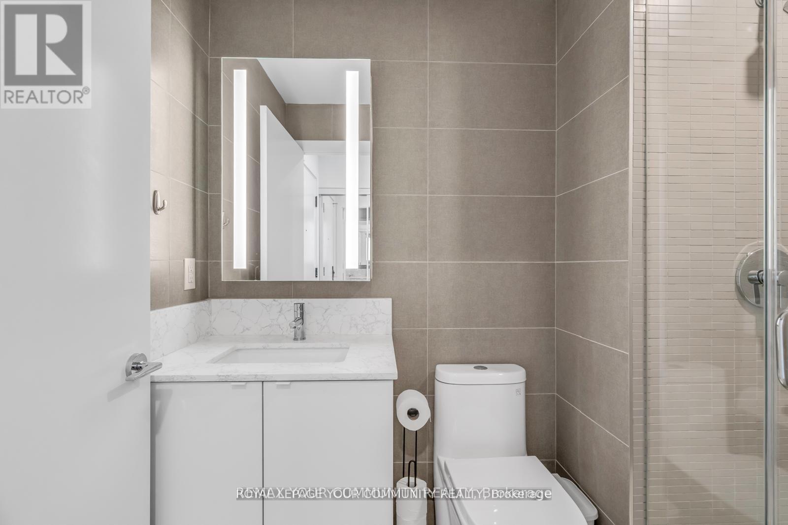 #1106 270 DUFFERIN STREET - 18