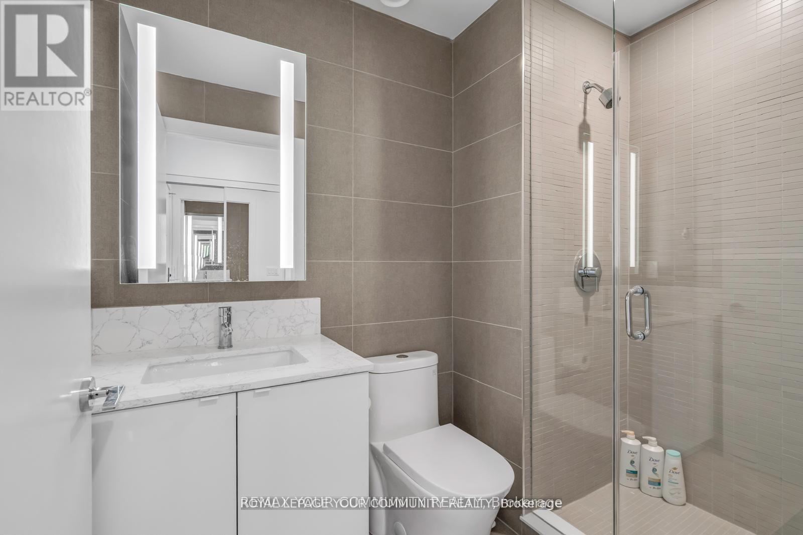 #1106 270 DUFFERIN STREET - 28