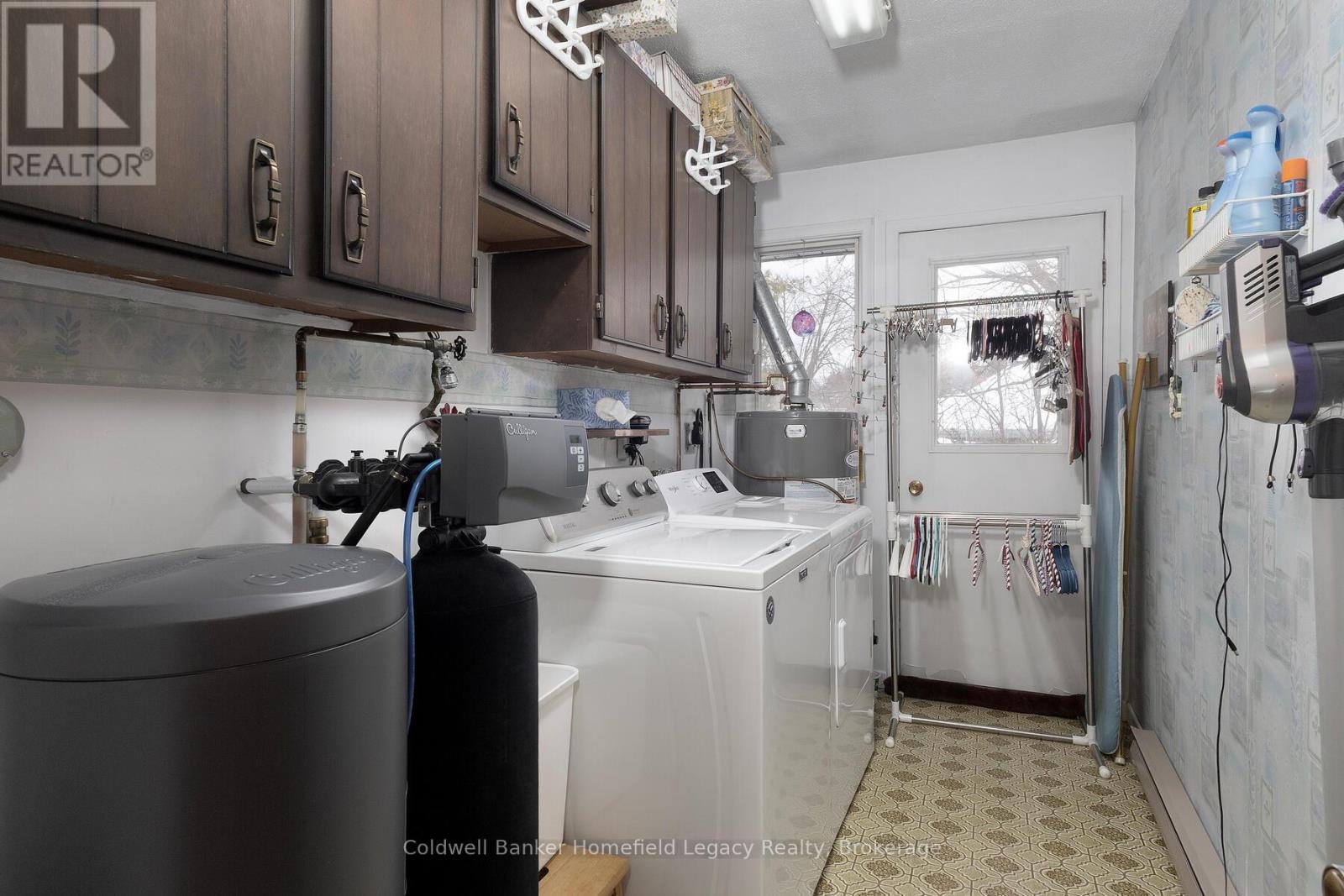 120 JONES STREET W - 40