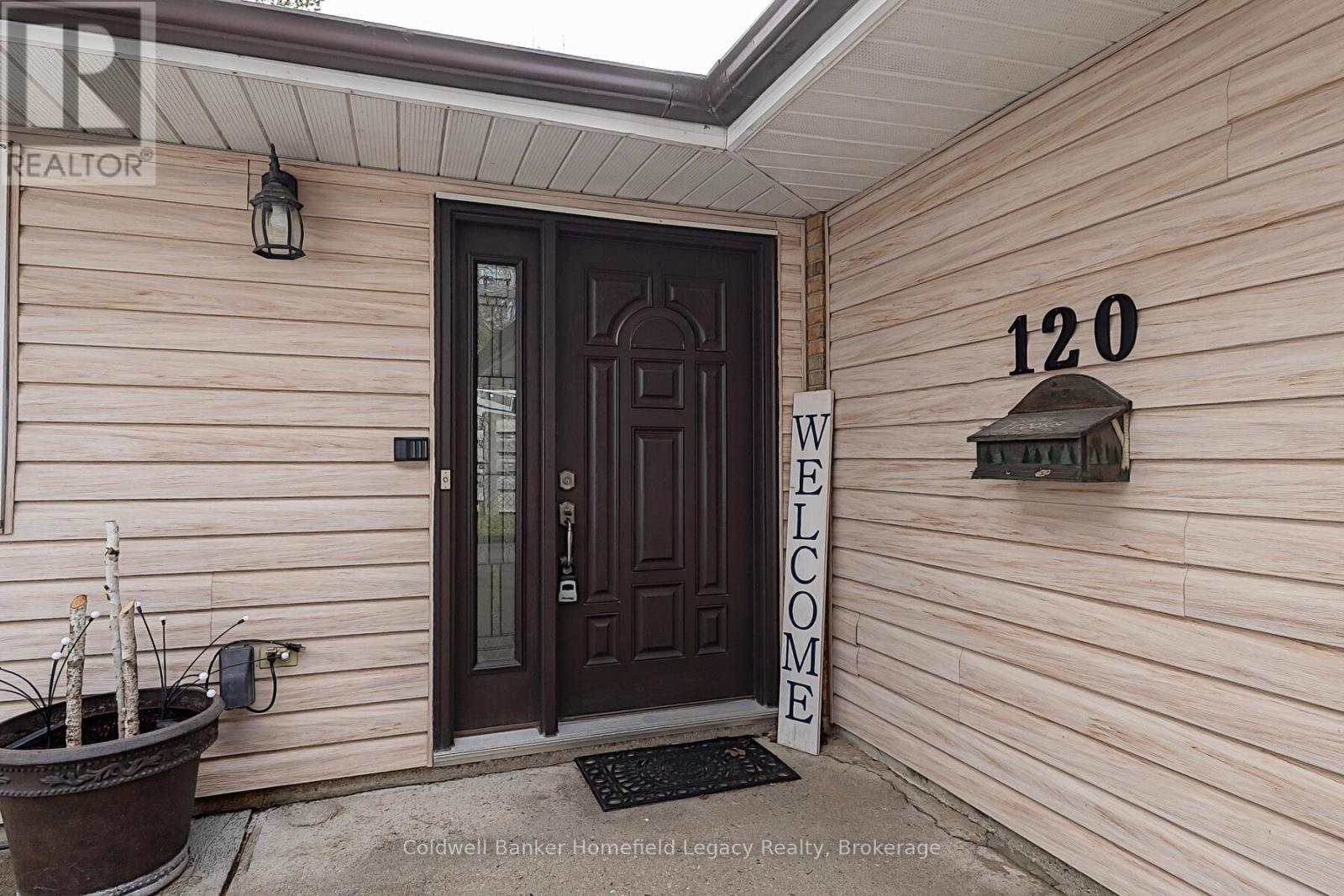 120 JONES STREET W - 7