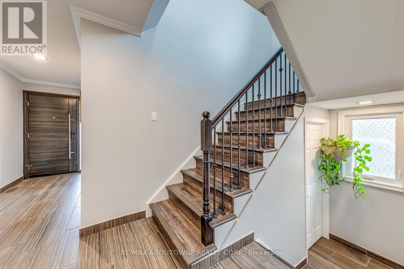 1209 OLD OAK DRIVE - 17