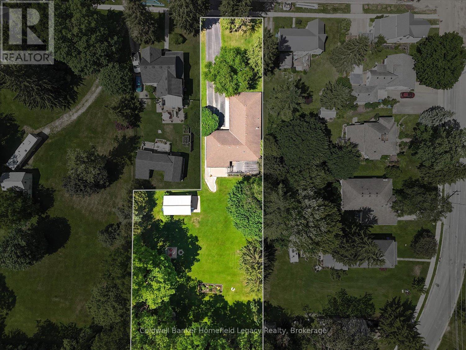 120 JONES STREET W - 43