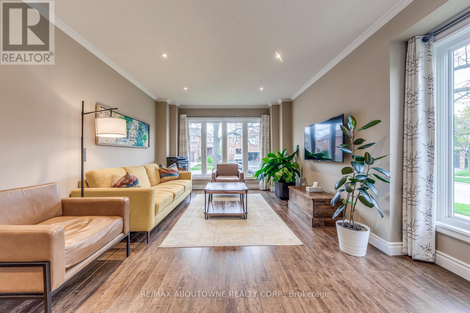 1209 OLD OAK DRIVE - 8