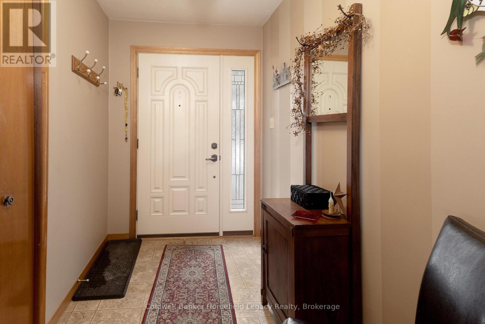 120 JONES STREET W - 8