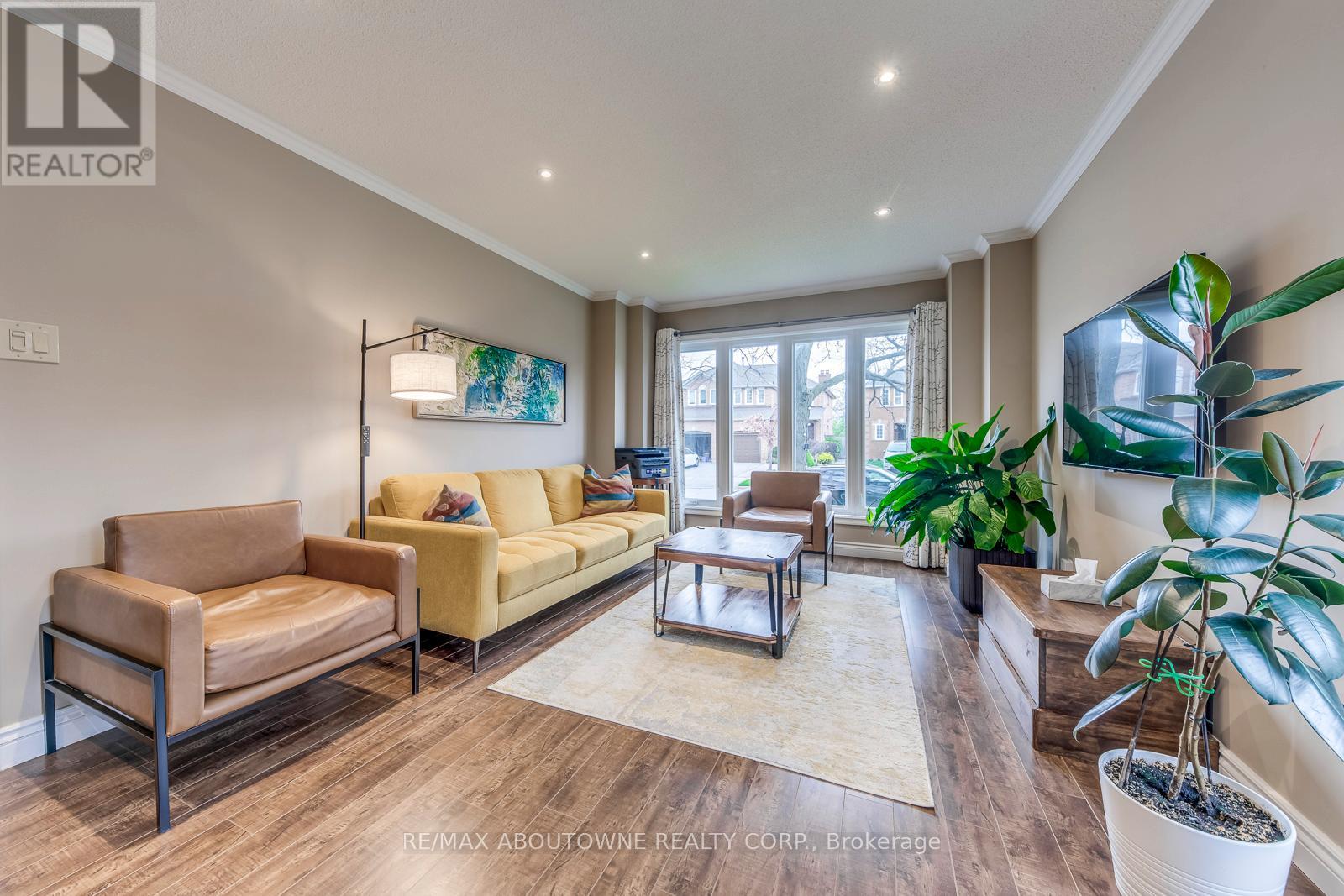 1209 OLD OAK DRIVE - 9