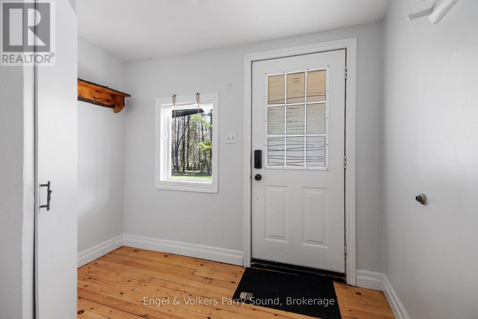 77 WOODS ROAD - 9