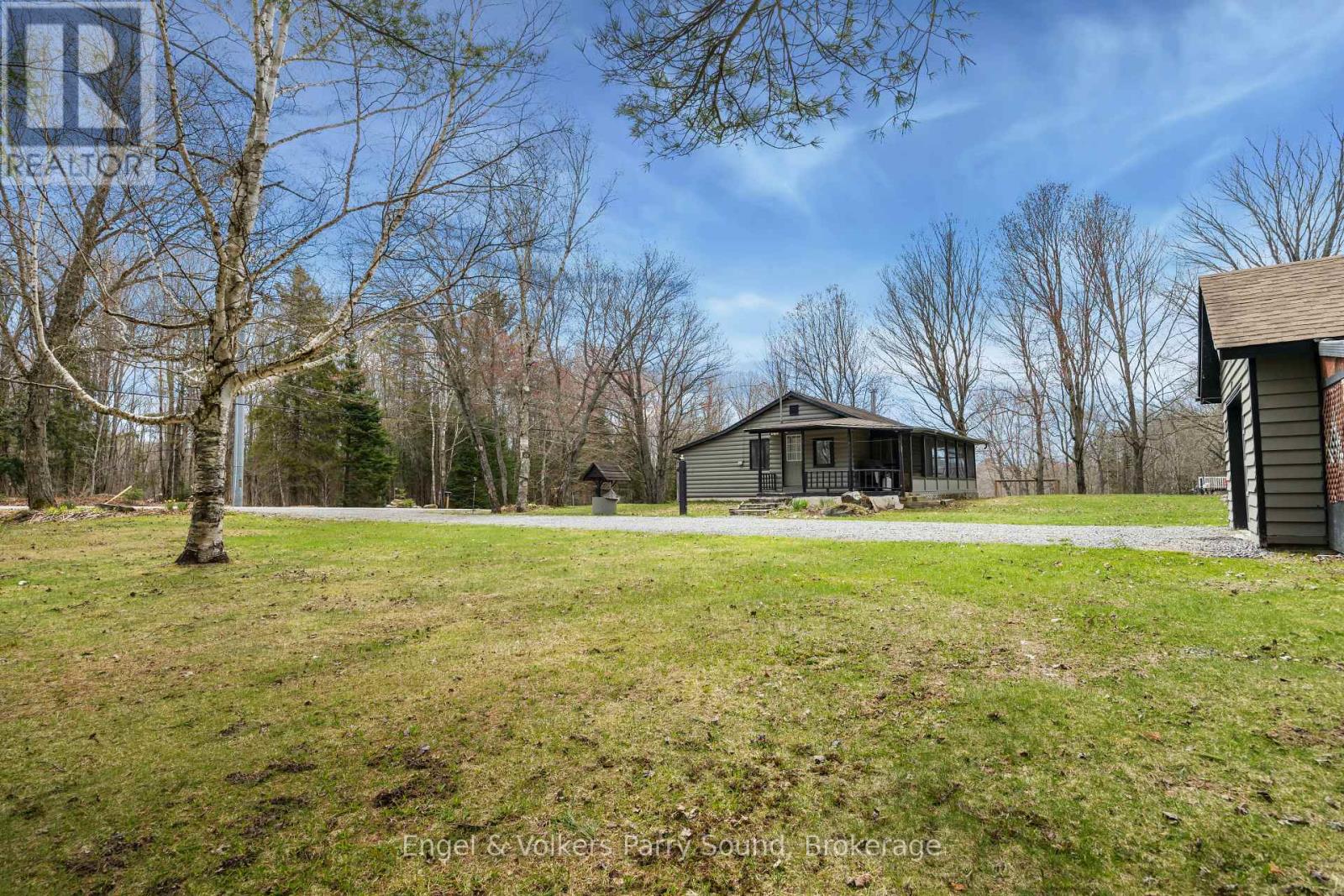 77 WOODS ROAD - 21