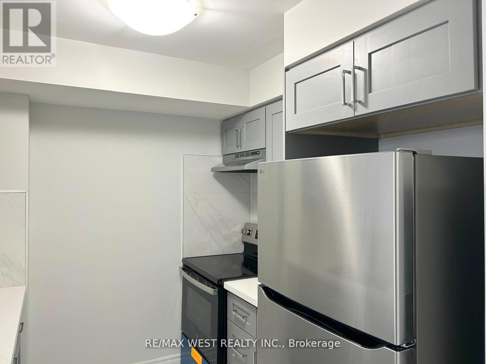 #529 700 HUMBERWOOD BOULEVARD - 4