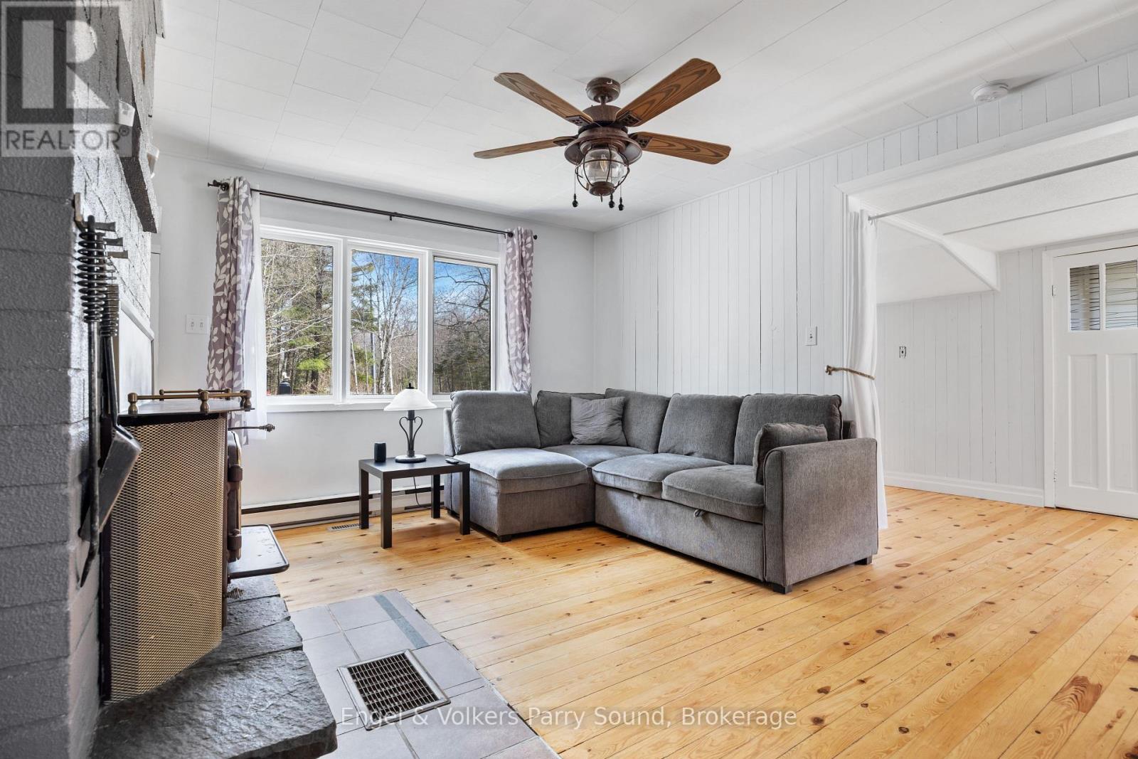 77 WOODS ROAD - 3