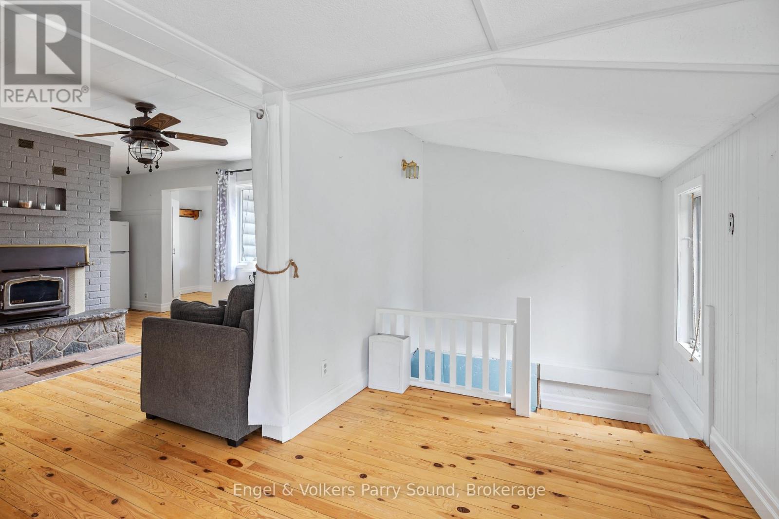 77 WOODS ROAD - 22