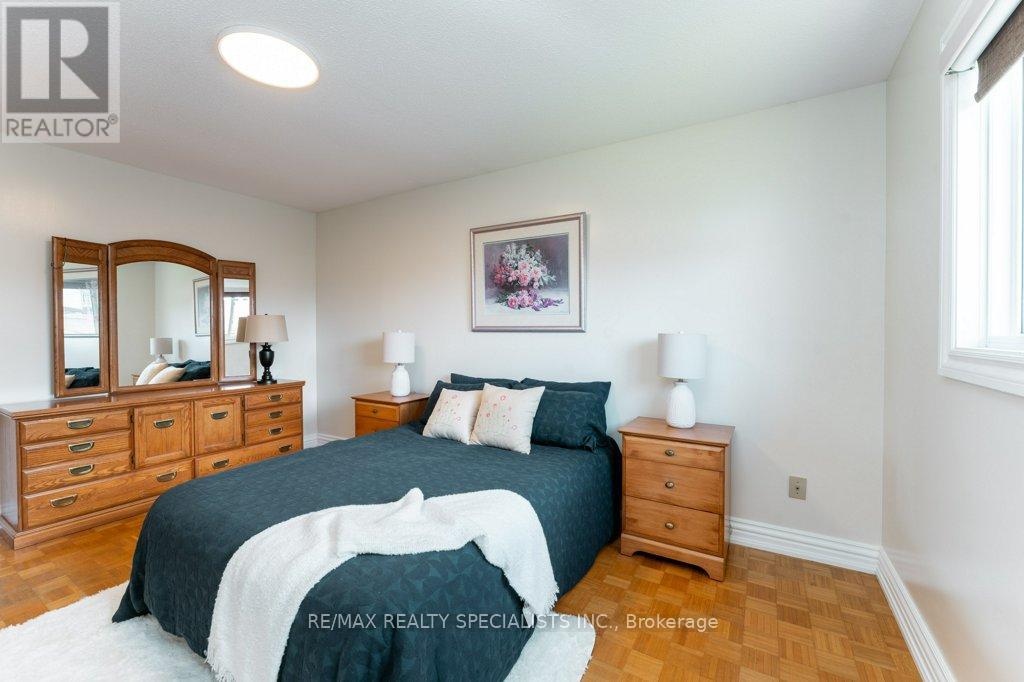 330 HICKORY CIRCLE - 15
