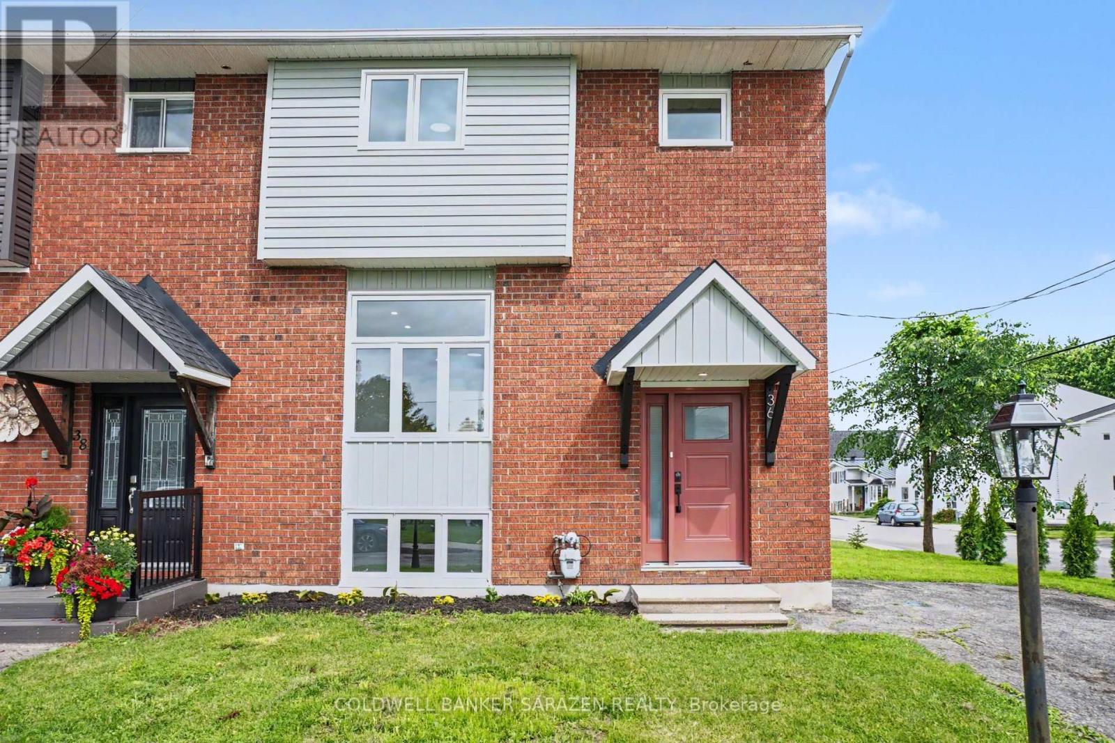 36 MCCALLUM STREET - 2