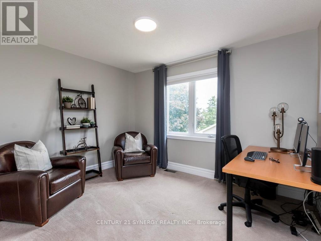 26 JACQUELINE CRESCENT - 27