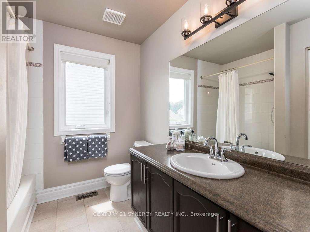 26 JACQUELINE CRESCENT - 28
