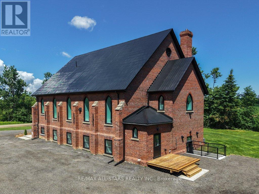 16205 SIDEROAD 17A ROAD - 42