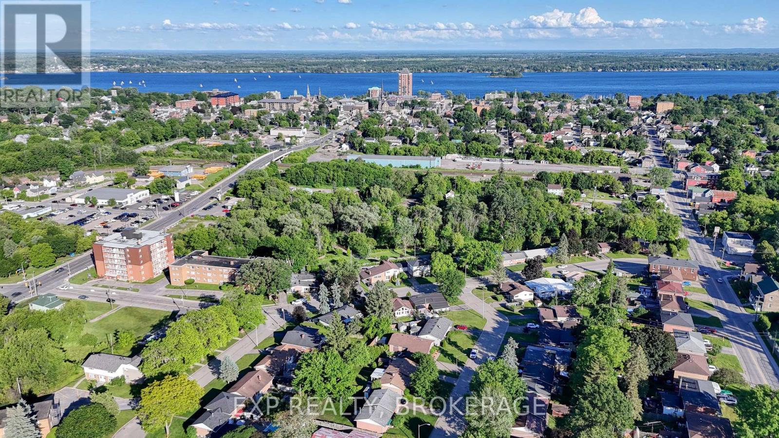 19 CONVAY CRESCENT - 48