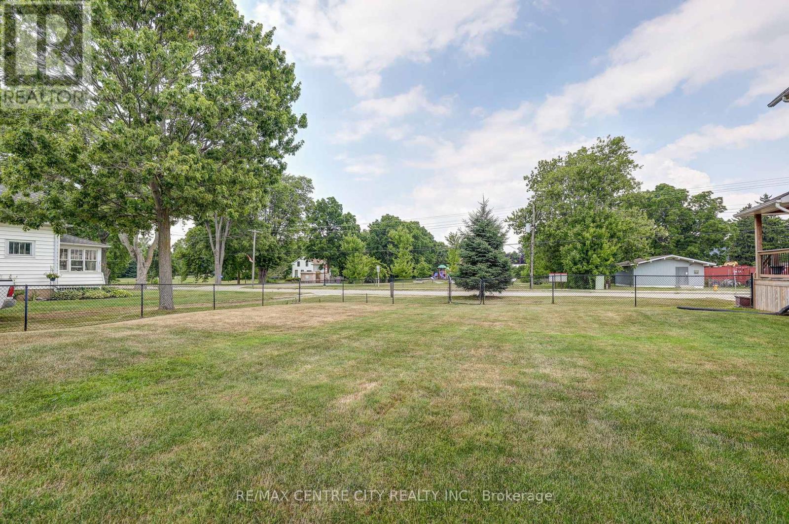 7953 UNION ROAD - 42