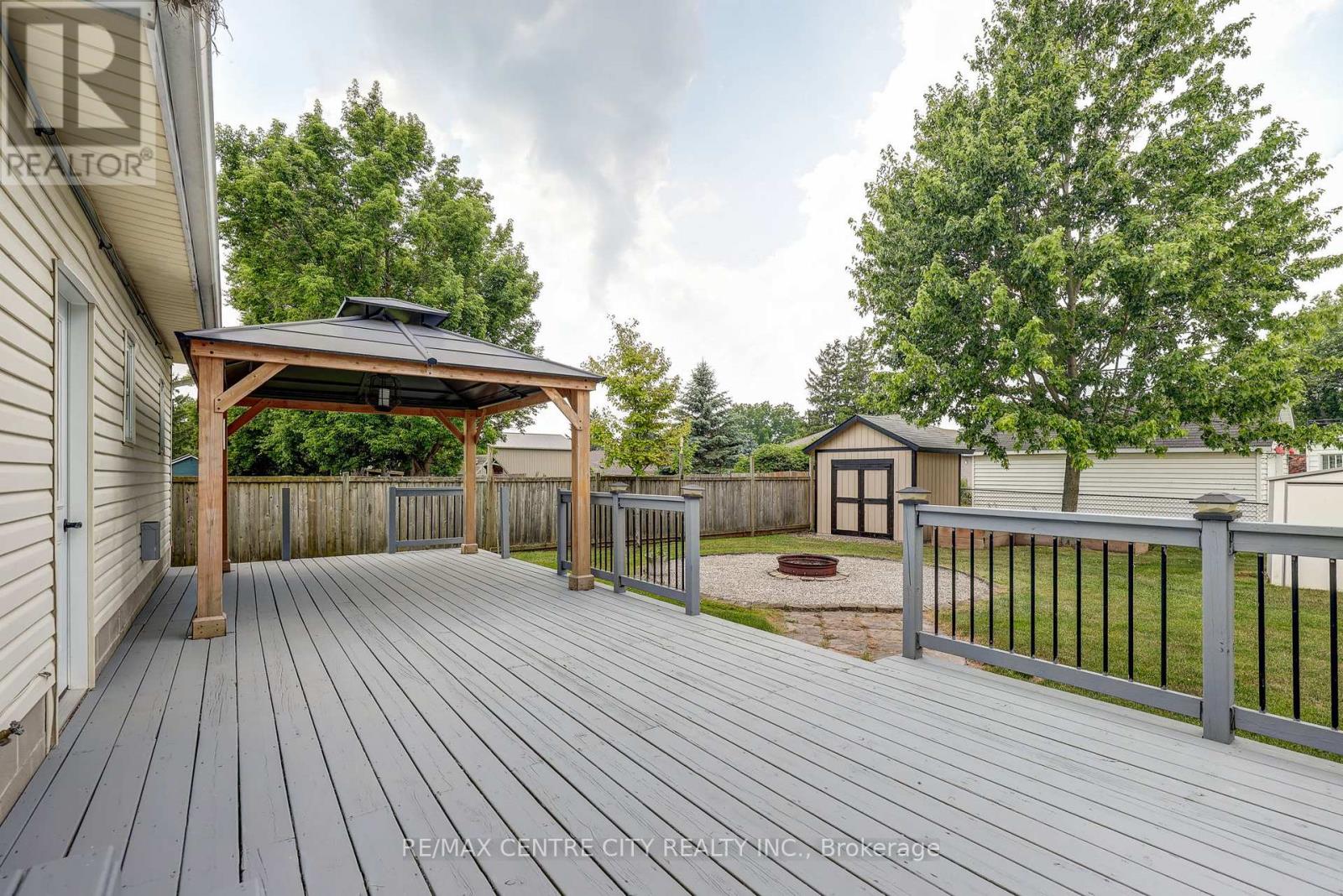 7953 UNION ROAD - 46