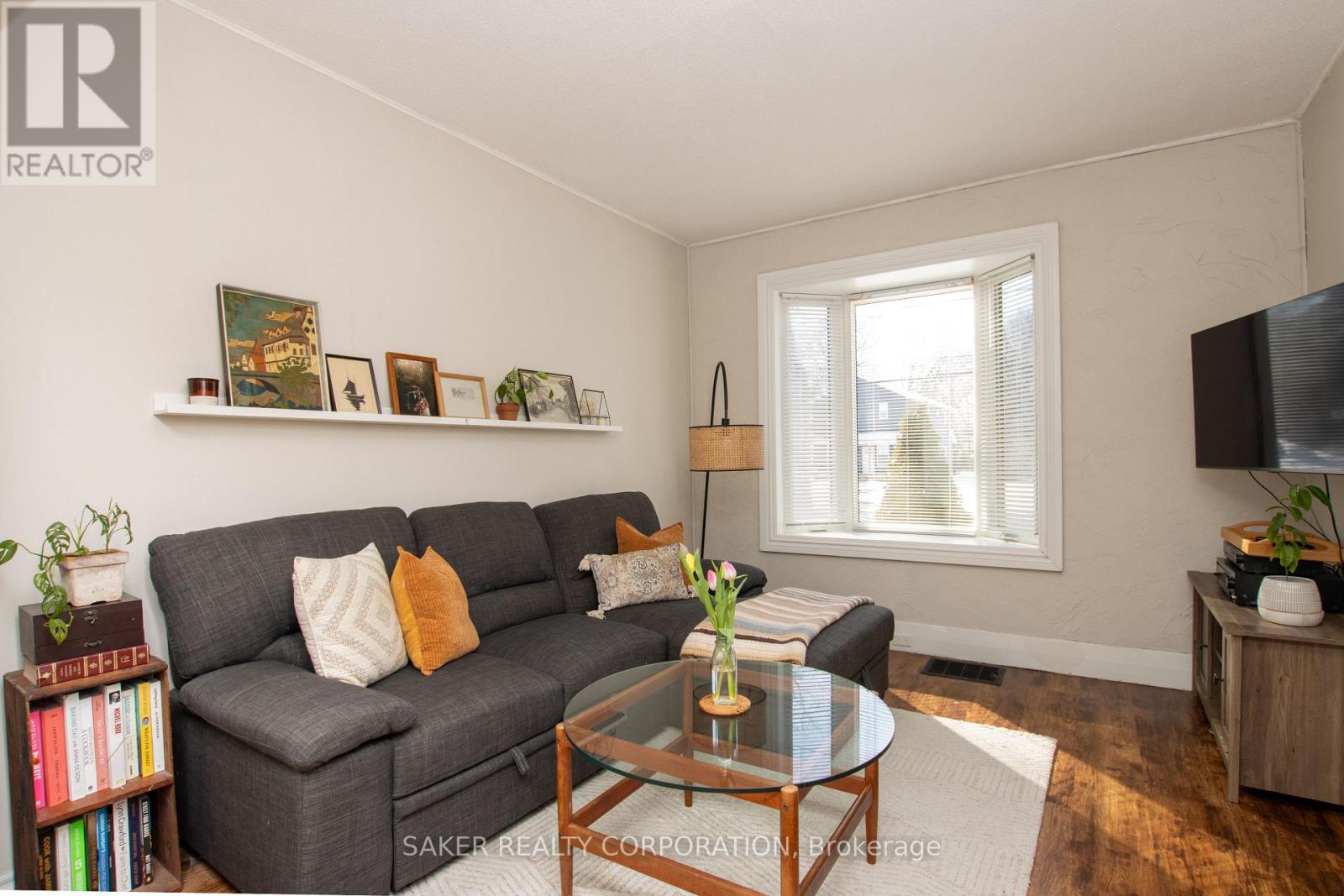 688 WILLIAM STREET - 5