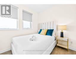 709 - 2300 St Clair Avenue W, Toronto, ON M6N0B3 Photo 22