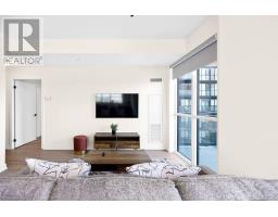 709 - 2300 St Clair Avenue W, Toronto, ON M6N0B3 Photo 8
