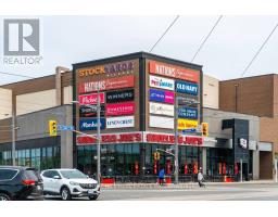 709 - 2300 St Clair Avenue W, Toronto, ON M6N0B3 Photo 40
