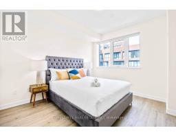 709 - 2300 St Clair Avenue W, Toronto, ON M6N0B3 Photo 16