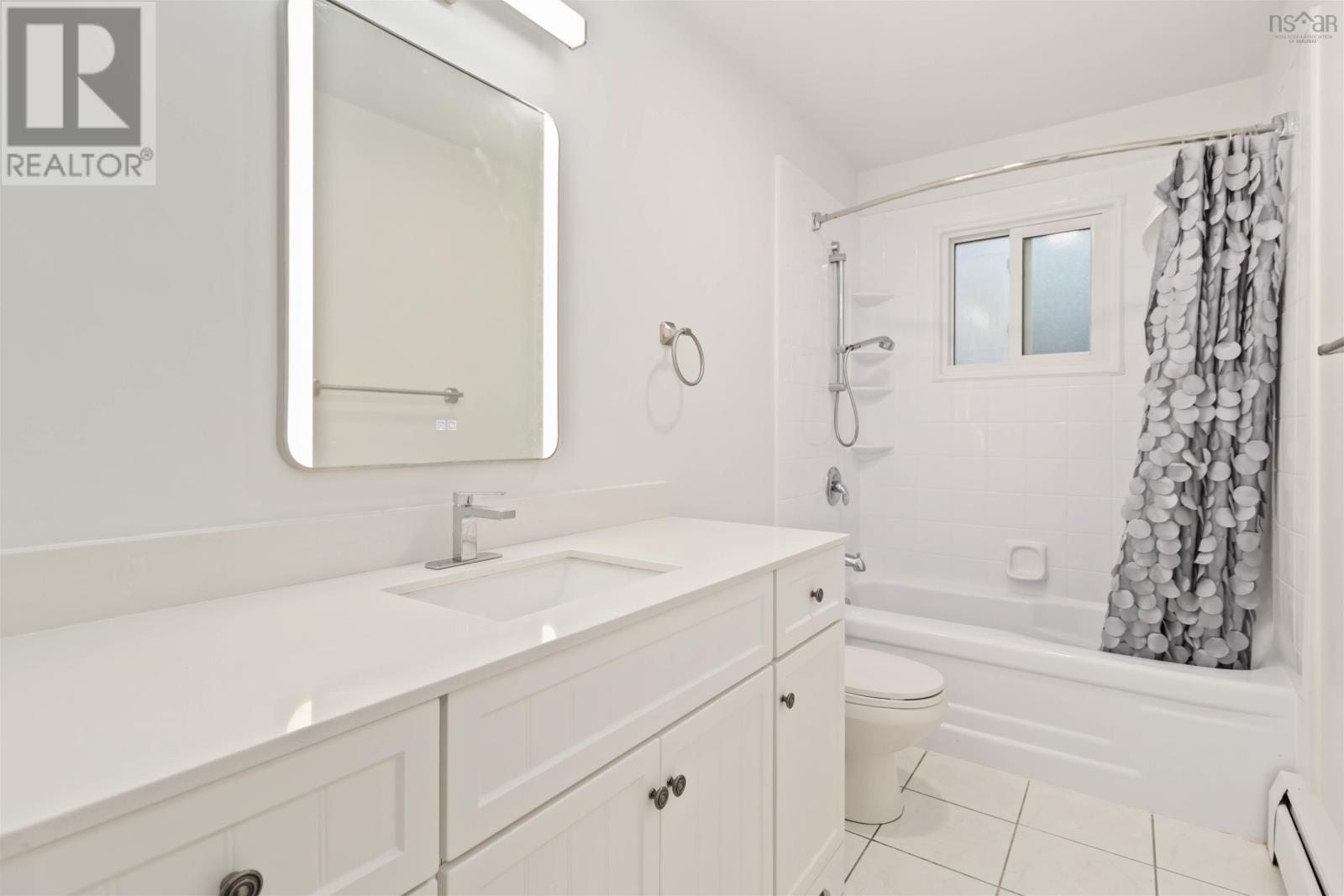 26 Village Crescent - 26