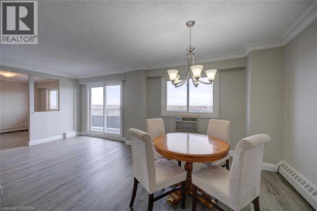 #909 640 WEST Street - 7