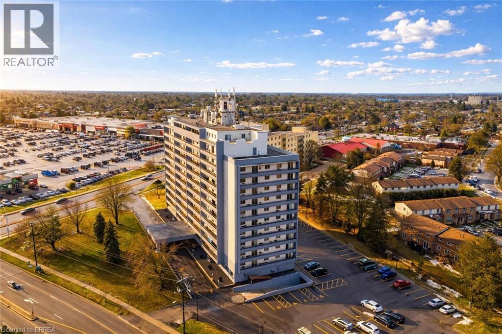 #909 640 WEST Street - 23