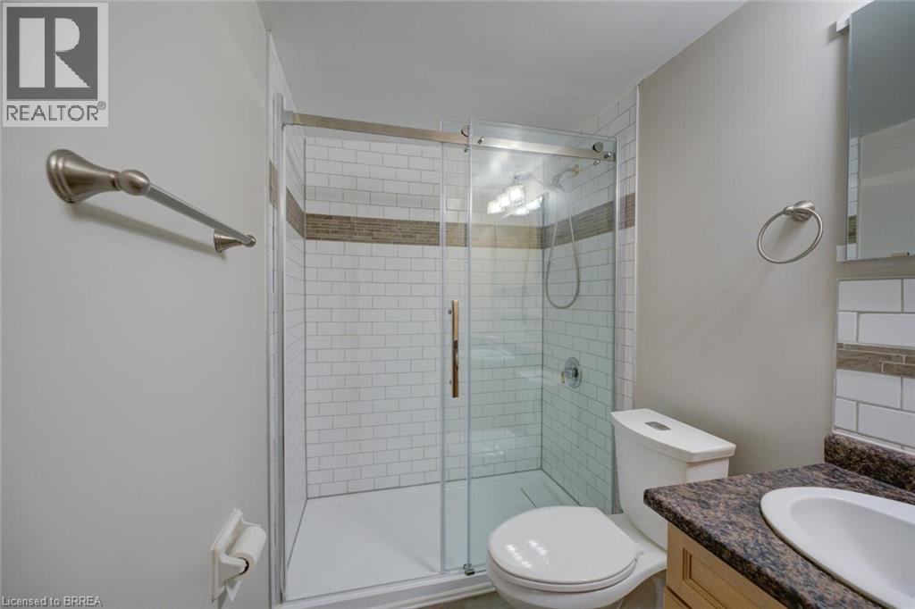 #909 640 WEST Street - 44