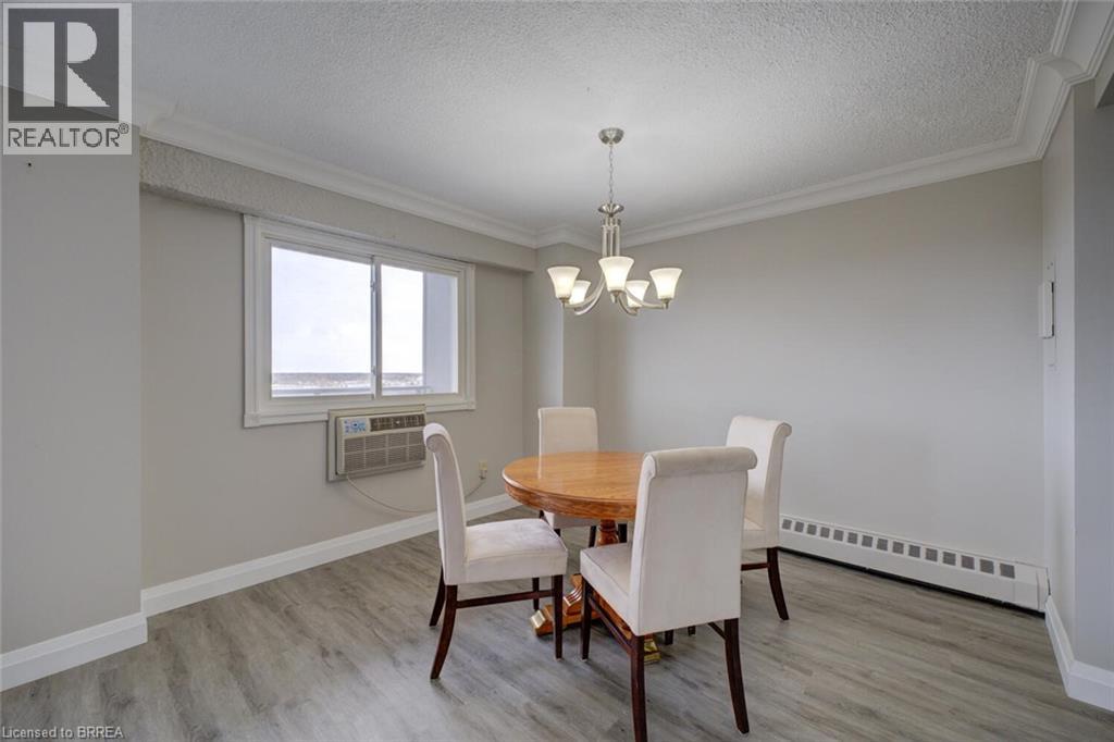 #909 640 WEST Street - 38
