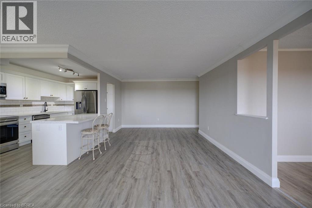 #909 640 WEST Street - 34