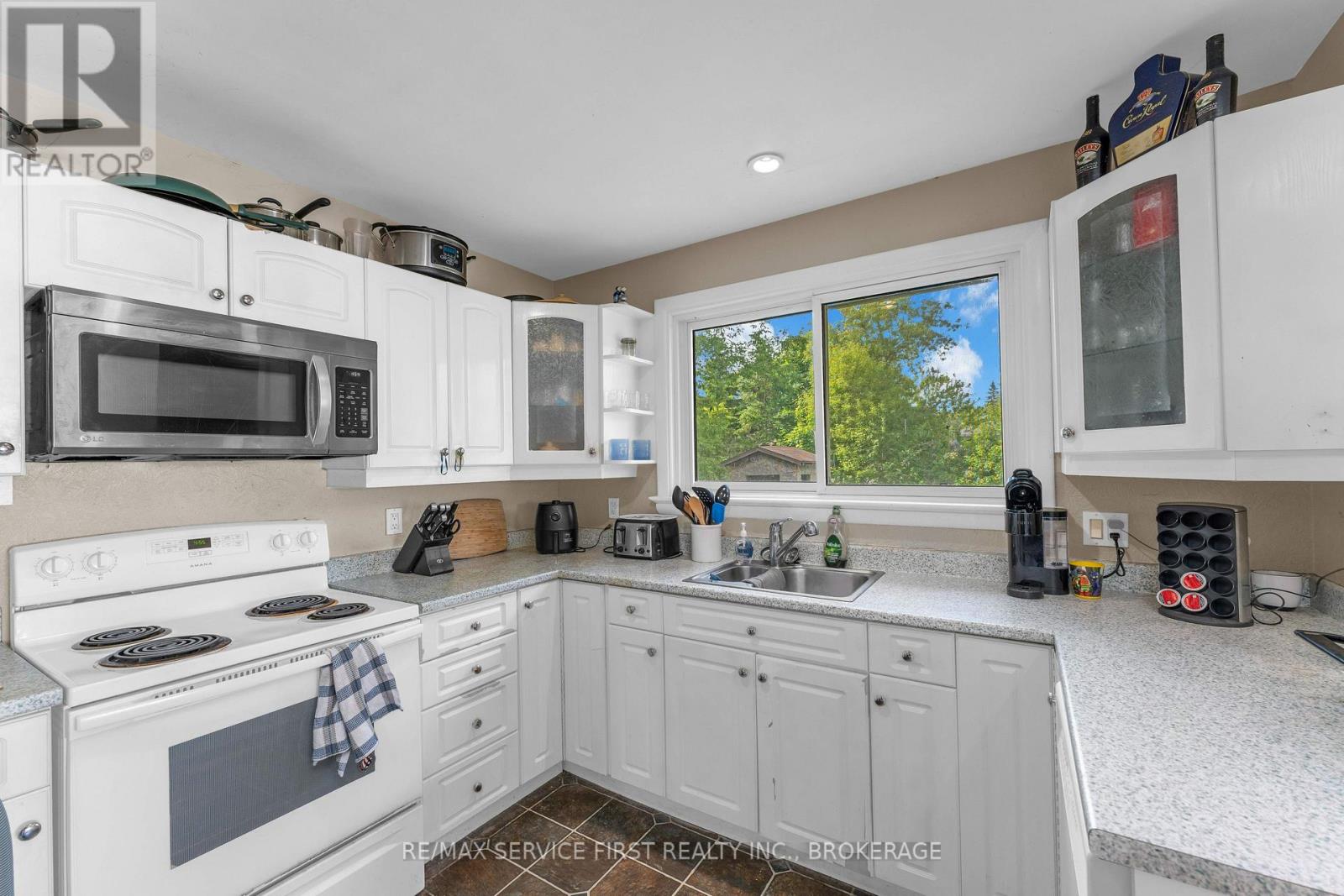 44 CRANBROOK STREET - 13