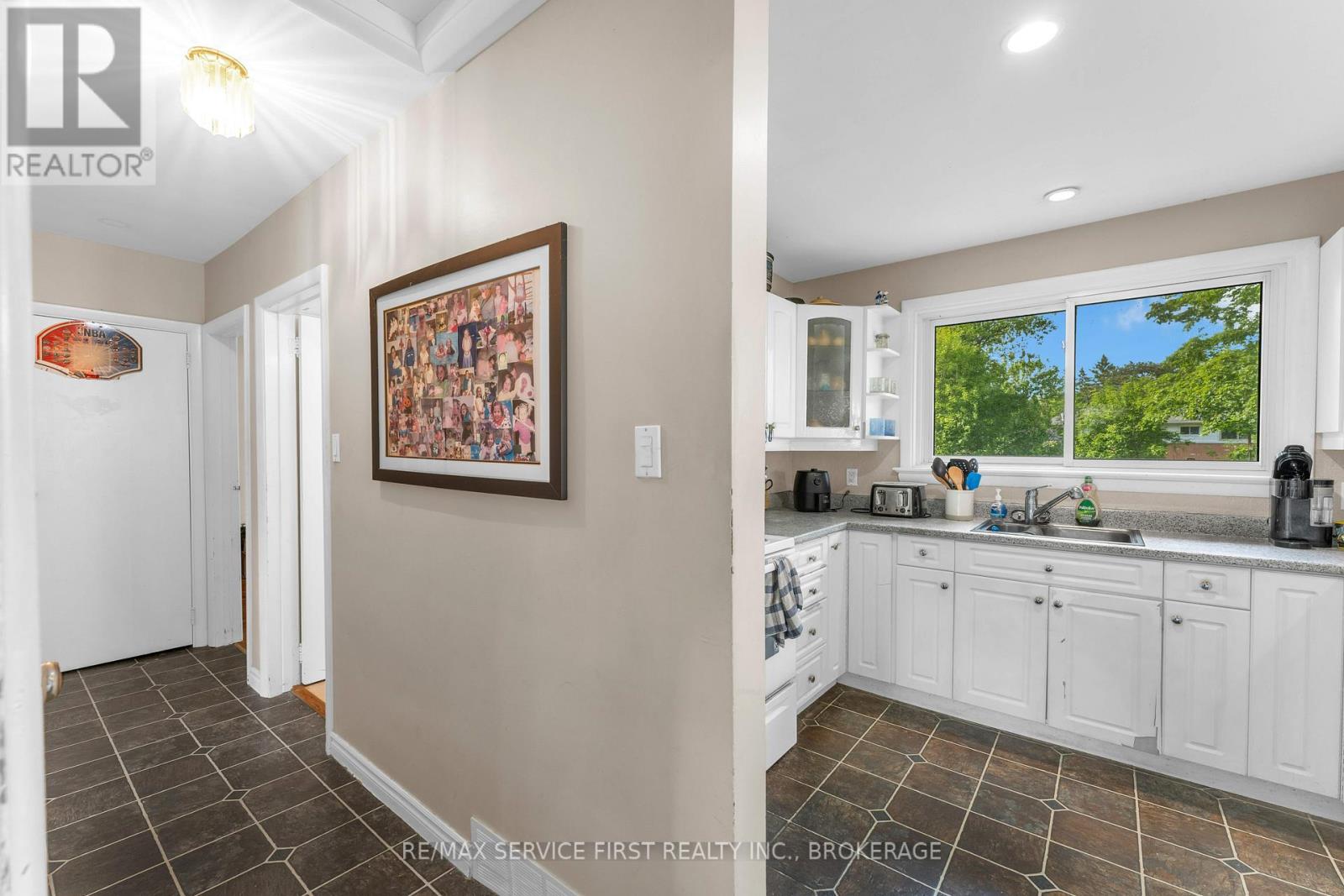 44 CRANBROOK STREET - 17