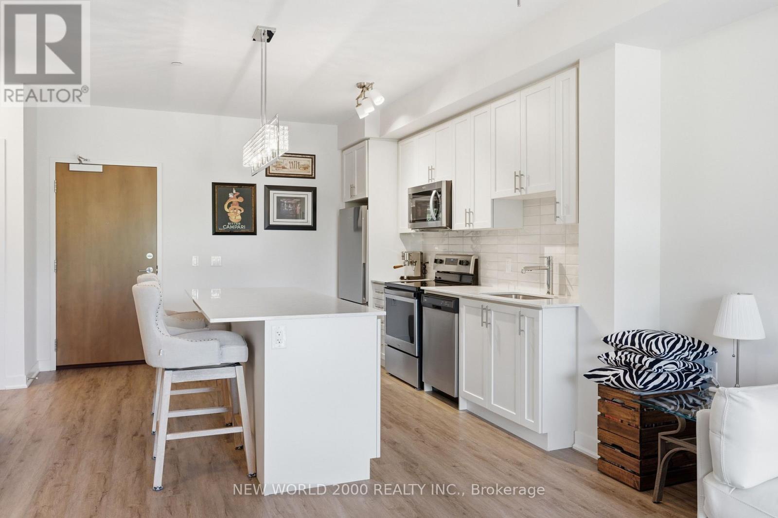 #304 340 PLAINS ROAD E - 6