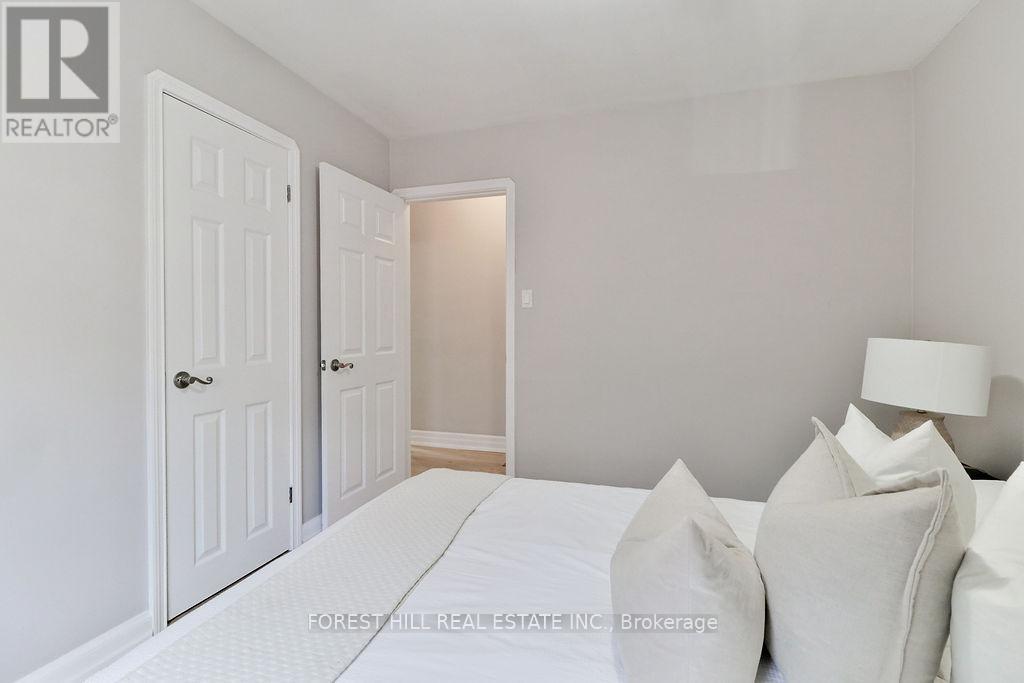 19 SILVERCREST AVENUE - 17