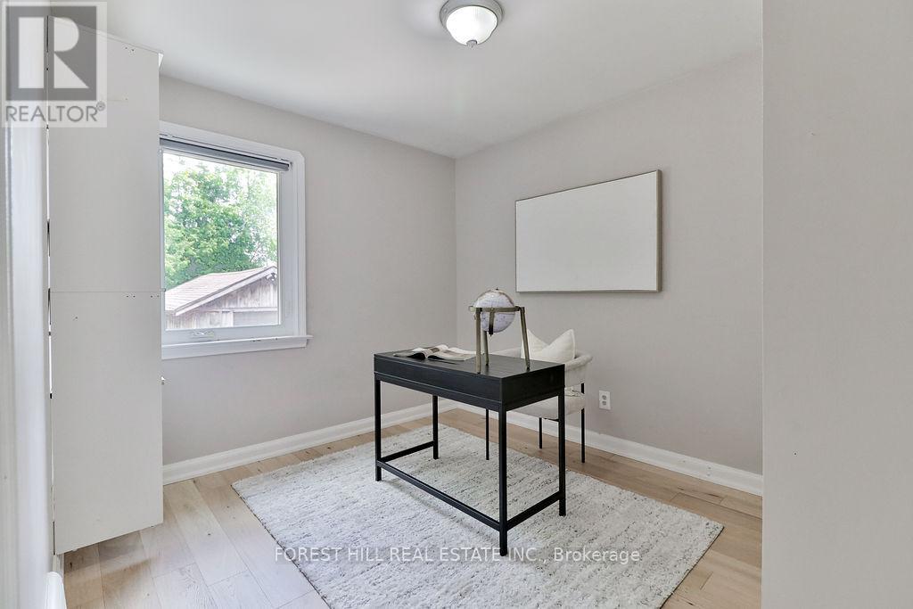 19 SILVERCREST AVENUE - 18