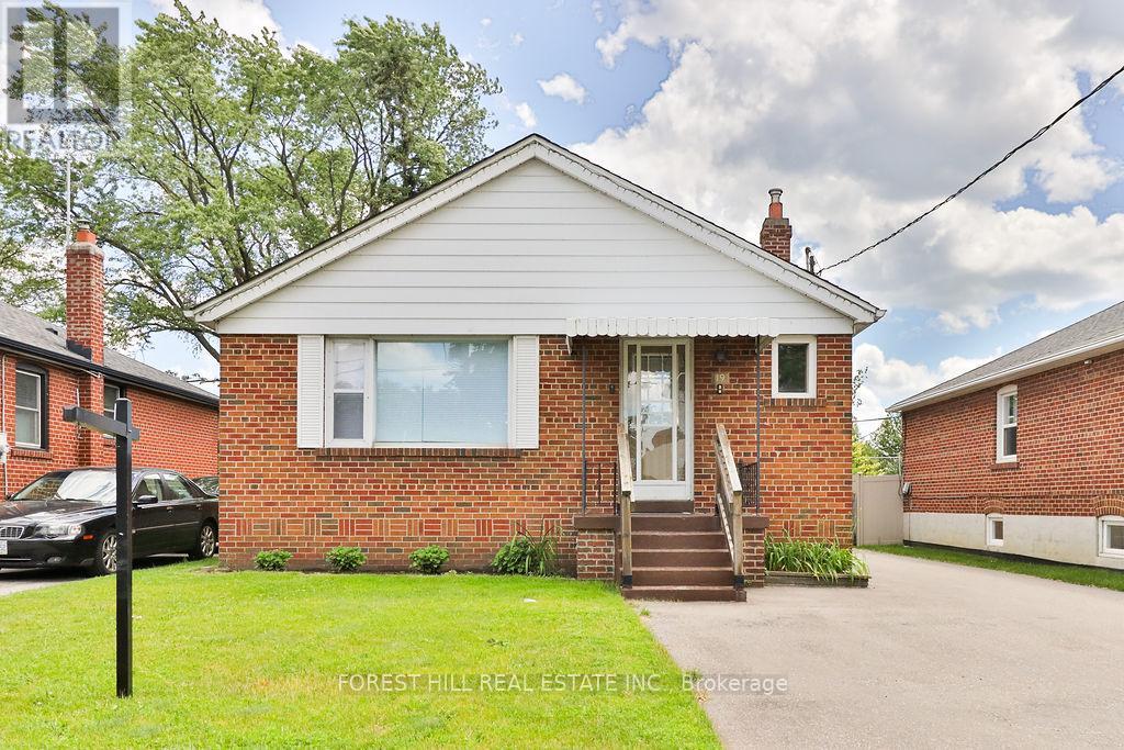 19 SILVERCREST AVENUE - 1