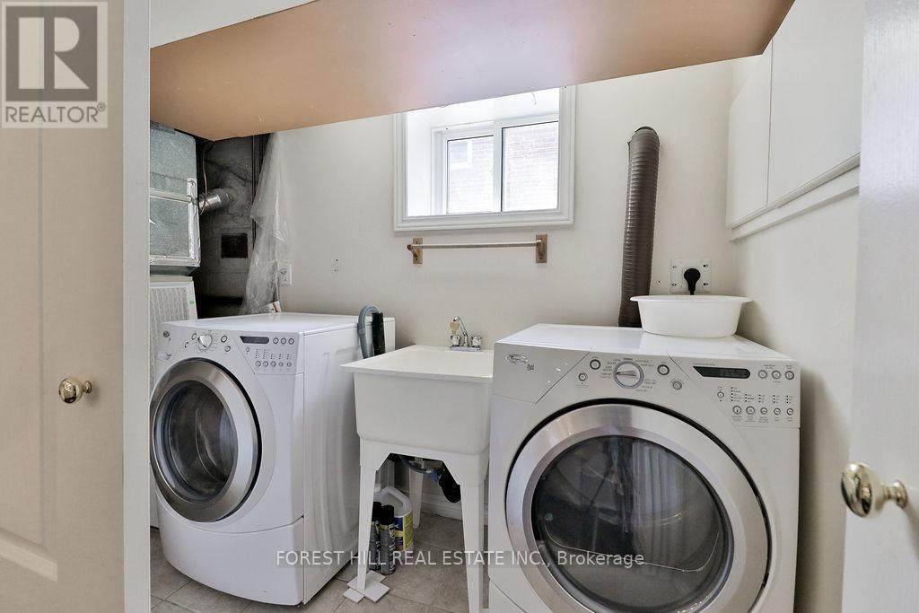 19 SILVERCREST AVENUE - 37