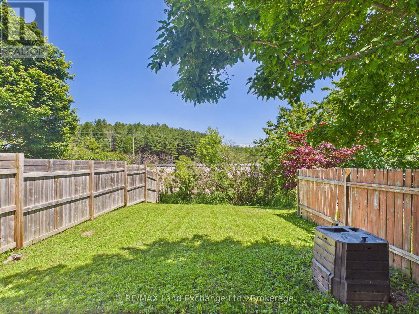 634 HUNTER STREET - 10