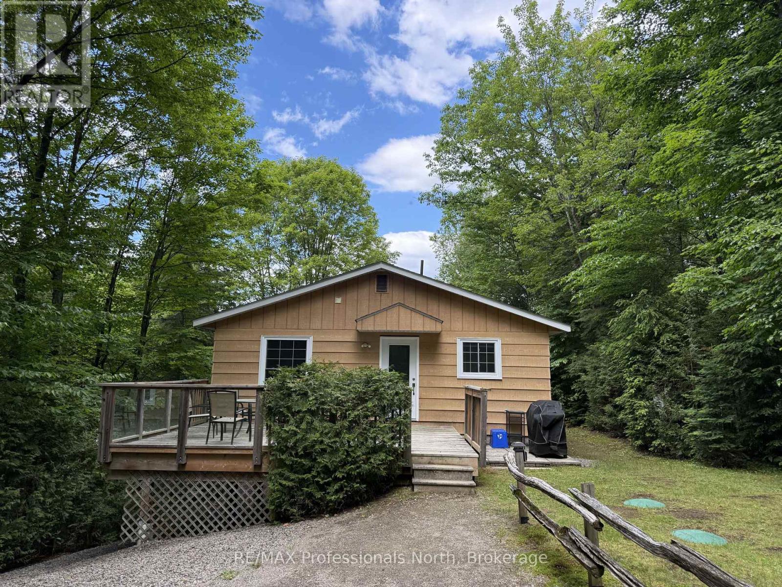#1 1162 BURLMARIE ROAD - 3